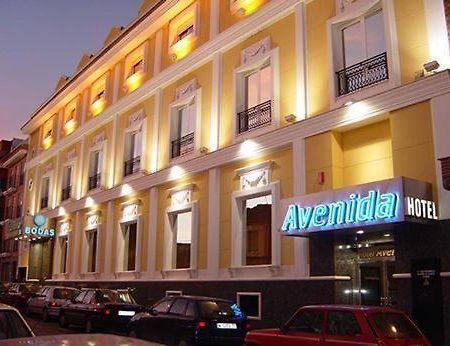 Hotel Avenida ليغانيس المظهر الخارجي الصورة